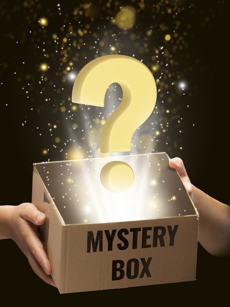 The box contains 30 randomly selected items with slightly damaged / damaged packaging! / A doboz 30 db csomagolás sérült terméket tartalmaz, véletlenszerűen összeválogatva!